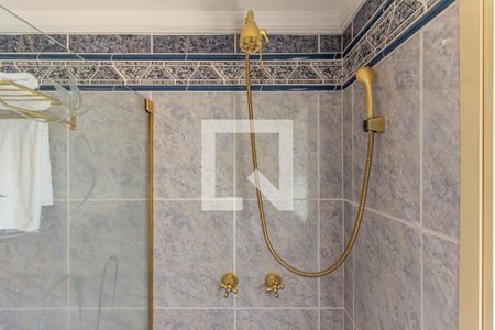 Apartamento para alugar com 317m², 4 quartos e 5 vagas Apartamento para alugar com 317m², 4 quartos e 5 vagasSuíte 3 - Banheiro - Chuveiro