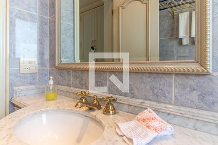 Apartamento para alugar com 317m², 4 quartos e 5 vagas Apartamento para alugar com 317m², 4 quartos e 5 vagasSuíte 2 - Banheiro - Pia