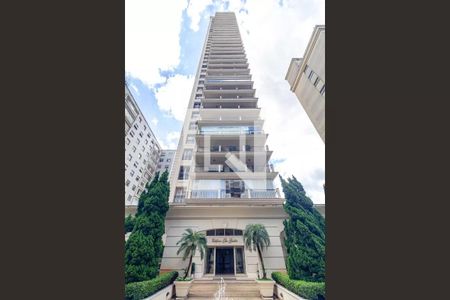 Apartamento para alugar com 317m², 4 quartos e 5 vagas Apartamento para alugar com 317m², 4 quartos e 5 vagasFachada