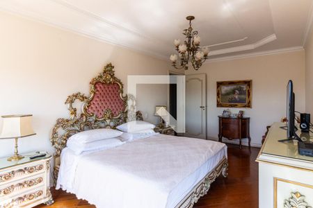 Apartamento para alugar com 317m², 4 quartos e 5 vagas Apartamento para alugar com 317m², 4 quartos e 5 vagasSuíte 4 -Quarto