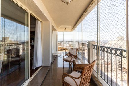 Varanda de apartamento para alugar com 4 quartos, 317m² em Santa Cecília, São Paulo