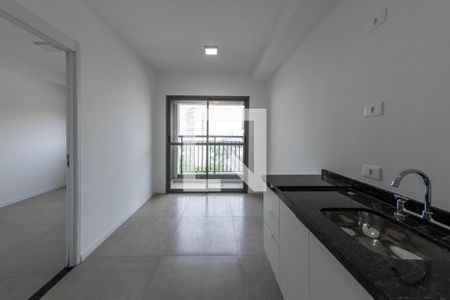 Sala/cozinha  de apartamento à venda com 1 quarto, 28m² em Vila Independência, São Paulo