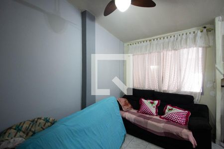 Sala de casa à venda com 6 quartos, 150m² em Conjunto Residencial José Bonifácio, São Paulo