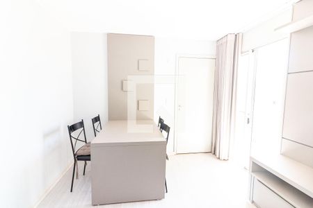 Sala de kitnet/studio para alugar com 1 quarto, 33m² em Paranoá, Brasília