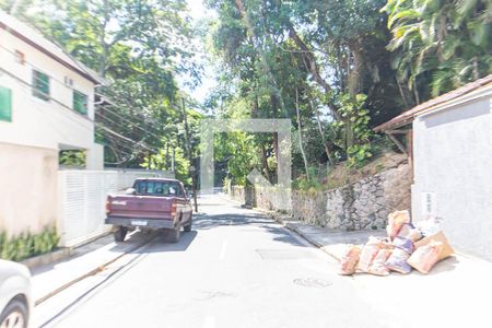 Casa à venda com 150m², 3 quartos e 1 vaga Casa à venda com 150m², 3 quartos e 1 vagaVista da Rua