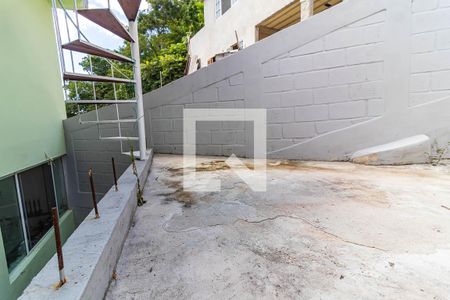 Casa à venda com 150m², 3 quartos e 1 vaga Casa à venda com 150m², 3 quartos e 1 vagaÁrea externa