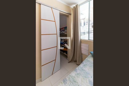 Casa à venda com 150m², 3 quartos e 1 vaga Casa à venda com 150m², 3 quartos e 1 vagaQuarto 4