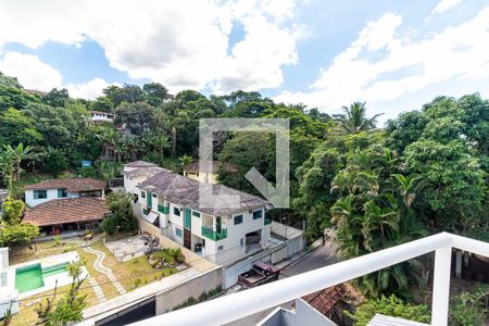 Casa à venda com 150m², 3 quartos e 1 vaga Casa à venda com 150m², 3 quartos e 1 vagaÁrea externa