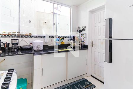 Casa à venda com 150m², 3 quartos e 1 vaga Casa à venda com 150m², 3 quartos e 1 vagaCozinha