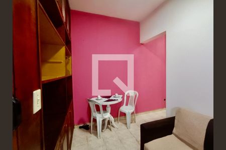 Sala de apartamento para alugar com 1 quarto, 35m² em Copacabana, Rio de Janeiro