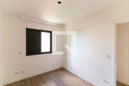Quarto 1 de apartamento para alugar com 2 quartos, 72m² em Jardim Maria Rosa, Taboão da Serra