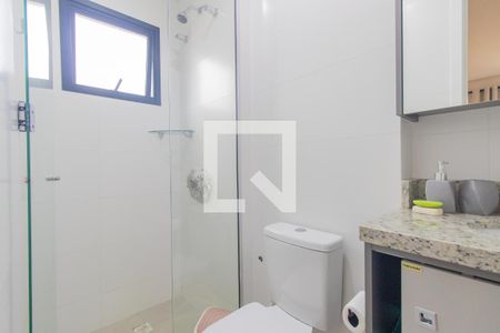 Banheiro da Suíte de apartamento para alugar com 1 quarto, 28m² em Centro, Curitiba
