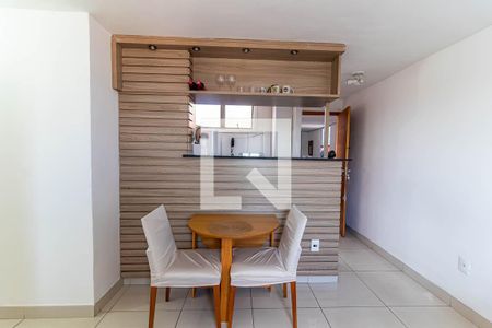 Sala de apartamento à venda com 3 quartos, 70m² em Fátima, Niterói