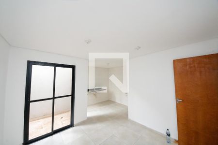 Sala de apartamento para alugar com 2 quartos, 45m² em Vila dos Minerios, São Paulo