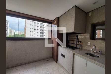 Apartamento à venda com 4 quartos, 227m² em Vila Suzana, São Paulo