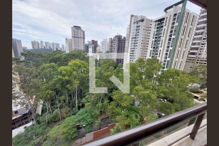 Apartamento à venda com 4 quartos, 227m² em Vila Suzana, São Paulo