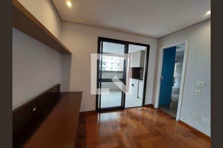 Apartamento à venda com 4 quartos, 227m² em Vila Suzana, São Paulo