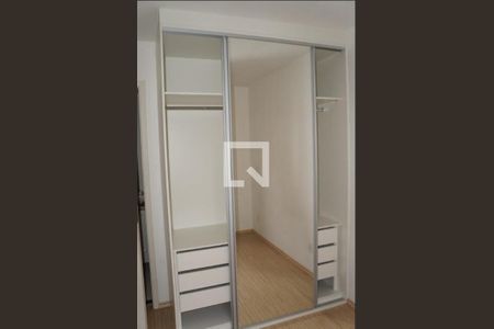 Apartamento à venda com 2 quartos, 57m² em Parque Reboucas, São Paulo