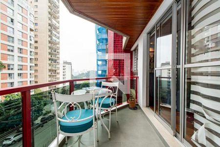 Apartamento à venda com 4 quartos, 170m² em Perdizes, São Paulo