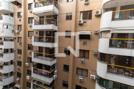 Sala de apartamento para alugar com 2 quartos, 65m² em Icaraí, Niterói