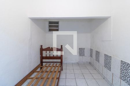 Sala/Quarto de casa para alugar com 1 quarto, 30m² em Vila Paranagua, São Paulo