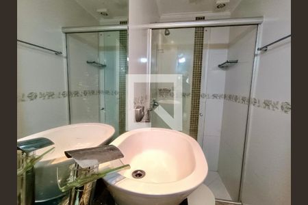 Banheiro social de apartamento à venda com 2 quartos, 78m² em Ipanema, Rio de Janeiro