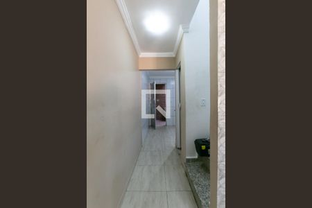 Corredor de casa de condomínio à venda com 2 quartos, 63m² em Vila Taquari, São Paulo