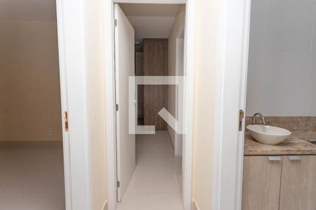 Corredor  de apartamento para alugar com 2 quartos, 55m² em Conceição, Diadema