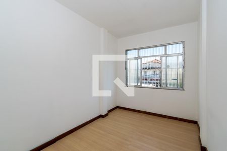 Quarto 2 de apartamento para alugar com 2 quartos, 49m² em Olaria, Rio de Janeiro