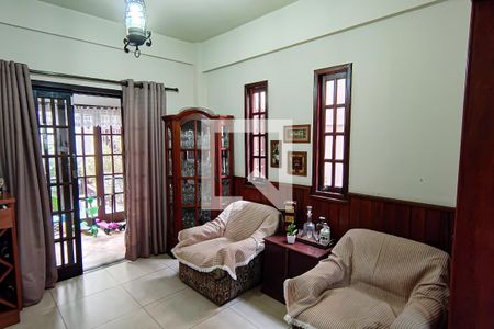 Sala de casa de condomínio à venda com 5 quartos, 347m² em Taquara, Rio de Janeiro