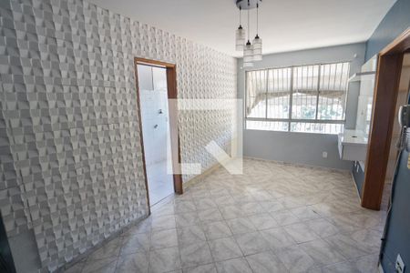 Sala de apartamento à venda com 2 quartos, 65m² em São Lourenço, Niterói