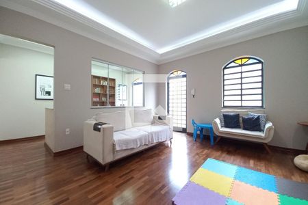 Sala de casa à venda com 3 quartos, 230m² em Jardim Guarani, Campinas