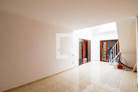 Casa à venda com 325m², 5 quartos e 4 vagasSala