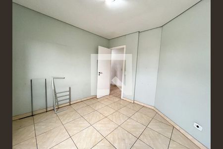 Quarto 1 de casa para alugar com 2 quartos, 100m² em Jardim Prudência, São Paulo