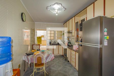 Casa para alugar com 200m², 3 quartos e 3 vagas Casa para alugar com 200m², 3 quartos e 3 vagasCozinha