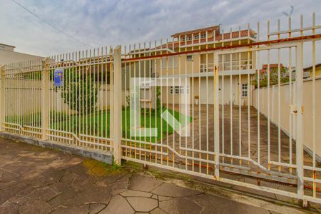 Casa para alugar com 200m², 3 quartos e 3 vagas Casa para alugar com 200m², 3 quartos e 3 vagasFrente da casa