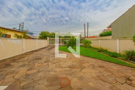 Casa para alugar com 200m², 3 quartos e 3 vagas Casa para alugar com 200m², 3 quartos e 3 vagasFrente da casa/jardim