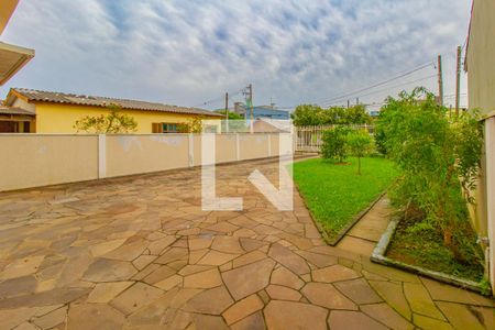 Casa para alugar com 200m², 3 quartos e 3 vagas Casa para alugar com 200m², 3 quartos e 3 vagasFrente da casa/jardim