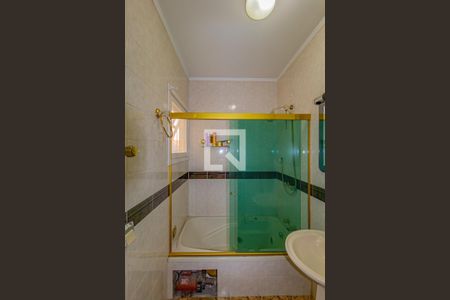 Casa para alugar com 200m², 3 quartos e 3 vagas Casa para alugar com 200m², 3 quartos e 3 vagasBanheiro Social