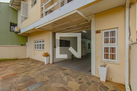 Casa para alugar com 200m², 3 quartos e 3 vagas Casa para alugar com 200m², 3 quartos e 3 vagasFachada/garagem