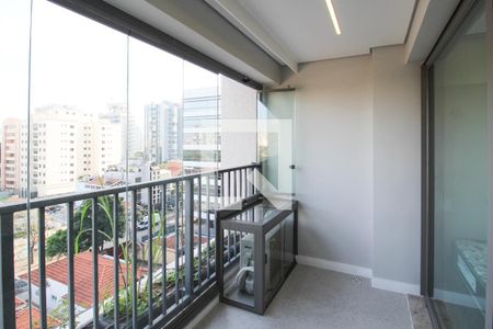 Varanda  de kitnet/studio para alugar com 1 quarto, 29m² em Indianópolis, São Paulo