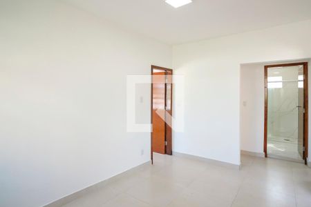 Sala de casa para alugar com 2 quartos, 60m² em Cerâmica, São Caetano do Sul