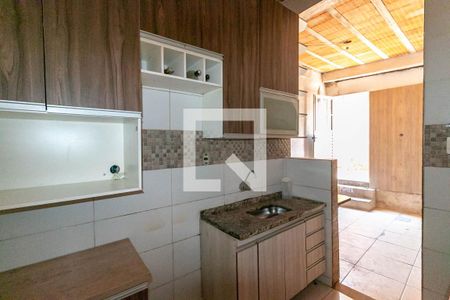 Cozinha de casa à venda com 2 quartos, 90m² em Vila Nova Gameleira Ii, Belo Horizonte