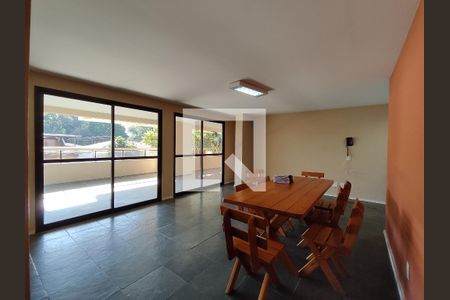 Apartamento à venda com 95m², 3 quartos e 1 vaga Apartamento à venda com 95m², 3 quartos e 1 vagaÁrea comum - Salão de festas