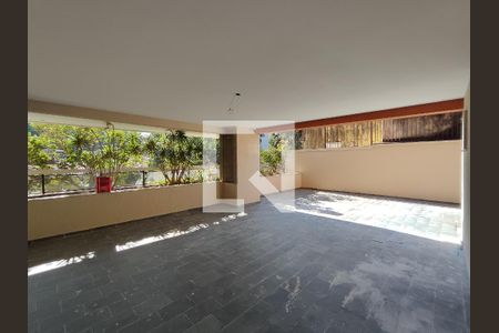 Apartamento à venda com 95m², 3 quartos e 1 vaga Apartamento à venda com 95m², 3 quartos e 1 vagaÁrea comum - Salão de festas