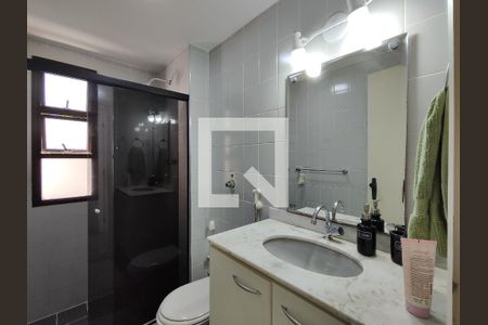 Apartamento à venda com 95m², 3 quartos e 1 vaga Apartamento à venda com 95m², 3 quartos e 1 vagaBanheiro Corredor