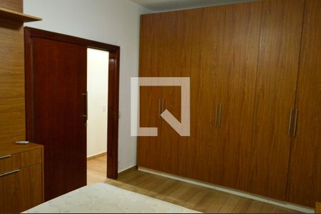 Quarto 1 de casa para alugar com 3 quartos, 160m² em Taquara, Rio de Janeiro