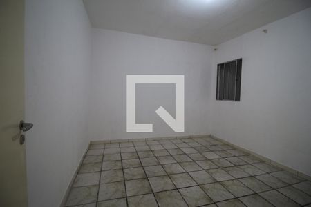 Quarto 2 de casa para alugar com 3 quartos, 150m² em Parque Colonial, São Paulo