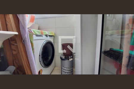 Apartamento à venda com 54m², 2 quartos e 1 vaga Apartamento à venda com 54m², 2 quartos e 1 vagaÁrea de Serviço