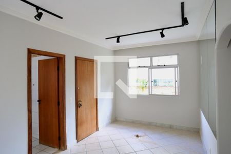 Sala de apartamento para alugar com 2 quartos, 70m² em Santo Antônio, Belo Horizonte
